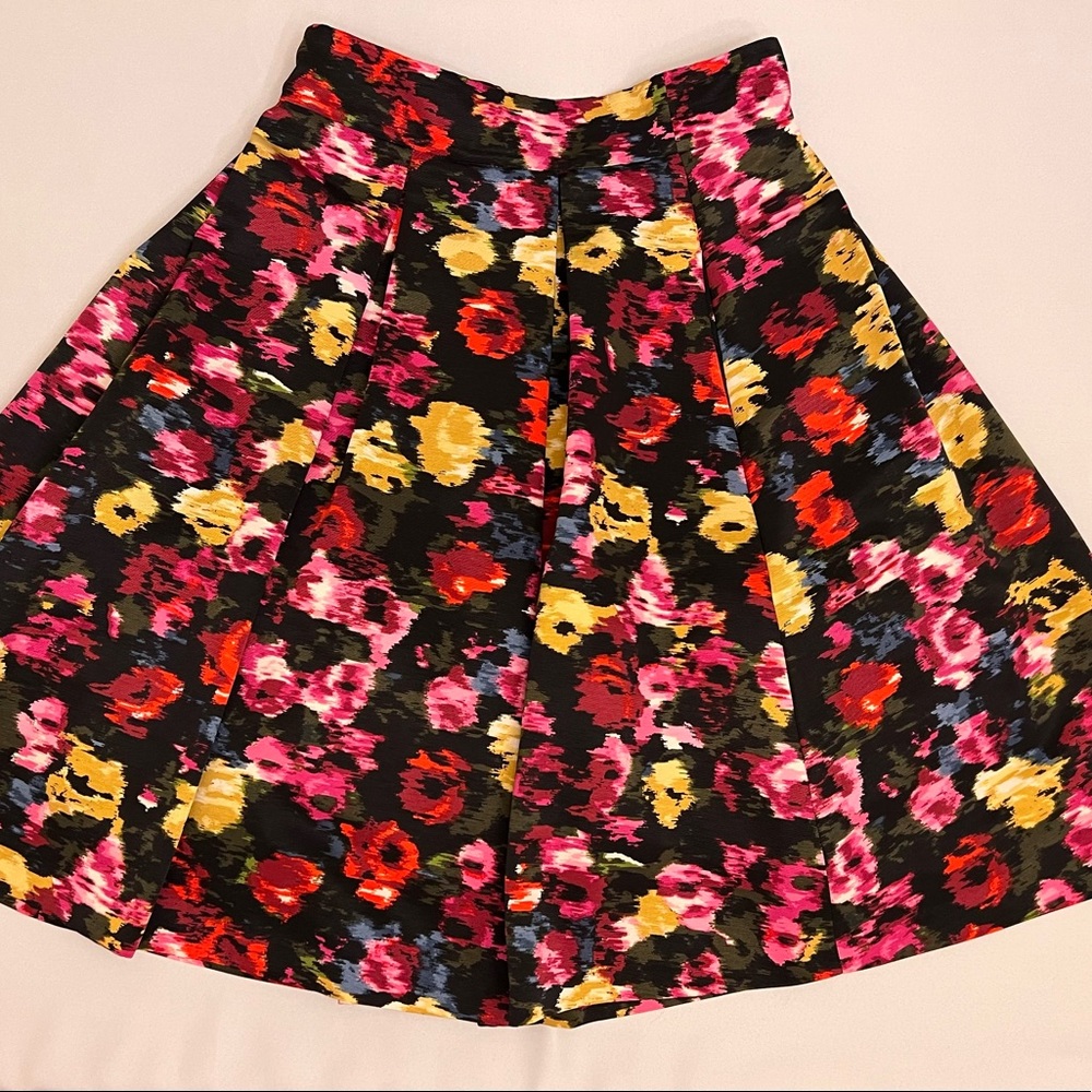 Eliza J Pleated Floral MIDI Skirt Size 12
